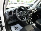 Used 2023 Jeep Renegade Latitude image 3
