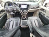 Certified 2022 Chrysler Pacifica Touring-L image 5