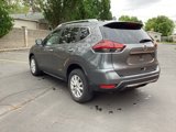 Used 2018 Nissan Rogue SV image 3