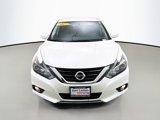 Used 2017 Nissan Altima 2.5 SR image 2