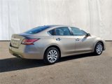 Used 2014 Nissan Altima 2.5 S w/ Display Audio Package image 4