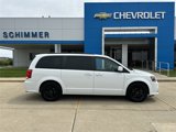 Used 2019 Dodge Grand Caravan GT image 2