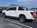 Used 2017 Nissan Titan SL image 2