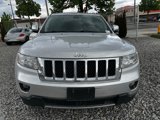Used 2013 Jeep Grand Cherokee Overland w/ Advance Technology Group image 2