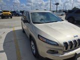 Used 2015 Jeep Cherokee Sport w/ Cold Weather Group image 5
