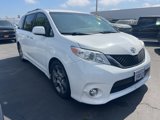 Used 2015 Toyota Sienna SE image 2