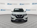 Used 2017 Nissan Rogue SV image 3