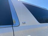 Used 2019 Chevrolet Suburban LT image 3