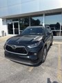 Used 2021 Toyota Highlander Platinum image 3