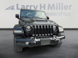 Used 2021 Jeep Gladiator Overland image 3