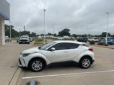 Used 2021 Toyota C-HR LE image 4