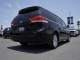 Used 2012 Toyota Sienna XLE image 4