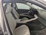 Used 2021 Hyundai Elantra Limited image 5