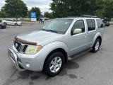 Used 2010 Nissan Pathfinder SE w/ Protection Pkg image 3