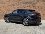 Certified 2022 Porsche Cayenne Coupe image 3