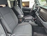 Used 2018 Jeep Wrangler Unlimited Sport S image 4