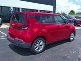 Used 2022 Kia Soul LX w/ Technology Package image 3