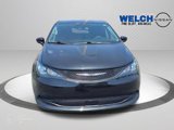Used 2022 Chrysler Voyager LX image 2