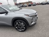 New 2025 Chevrolet Trax RS image 4