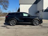 New 2025 INFINITI QX60 Luxe image 2