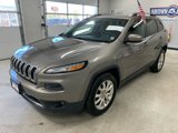 Used 2017 Jeep Cherokee Limited image 2