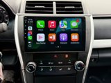 Used 2015 Toyota Camry SE image 2