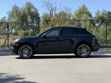 Certified 2023 Porsche Macan image 2