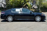 Used 2020 Toyota Camry LE image 2