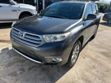 Used 2011 Toyota Highlander SE image 3