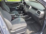 Used 2020 Kia Sorento S image 4