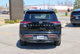 Used 2022 Nissan Pathfinder SV w/ SV Premium Package image 4