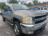 Used 2009 Chevrolet Silverado 2500 LT w/ Exterior Plus Package image 4
