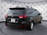 Used 2017 Kia Sedona LX w/ LX Essentials Premium Package image 5
