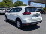 Used 2018 Nissan Rogue S image 3
