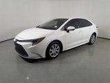 Used 2022 Toyota Corolla LE image 3