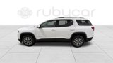 Used 2023 GMC Acadia SLT image 2