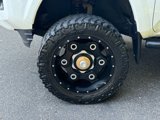 Used 2017 Toyota Tacoma SR image 4
