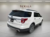 Used 2017 Ford Explorer Platinum image 3