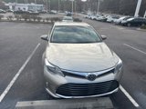 Used 2018 Toyota Avalon Limited image 2
