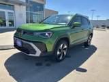 New 2025 Volkswagen Taos SE image 3
