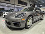 Used 2018 Porsche Panamera 4 image 4