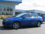 Used 2019 Chevrolet Cruze LT image 2