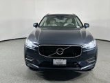 Used 2021 Volvo XC60 T6 Momentum image 3