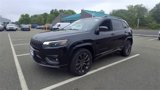Used 2019 Jeep Cherokee High Altitude image 2