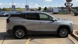 Used 2023 GMC Terrain SLT image 3