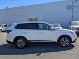 Used 2020 Mitsubishi Outlander SEL image 2