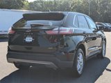 Certified 2022 Ford Edge SEL w/ Convenience Package image 3