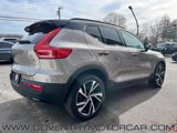 Used 2022 Volvo XC40 T5 R-Design w/ Advanced Package image 5