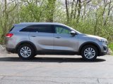 Used 2018 Kia Sorento LX image 2