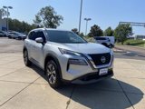Used 2021 Nissan Rogue SV image 2